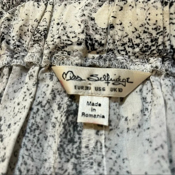 Miss Selfridge Pleated Soft Pants Snake Skin Women’s Size 6 Tapered Leg - Picture 7 of 12